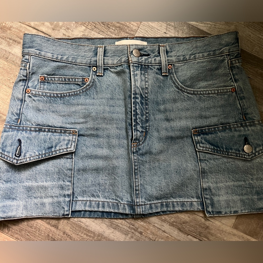 90s mid rise denim forum cargo skirt - 7 years blue. Size 29!